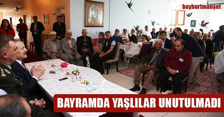 Bayramda Yaşlılar Unutulmadı