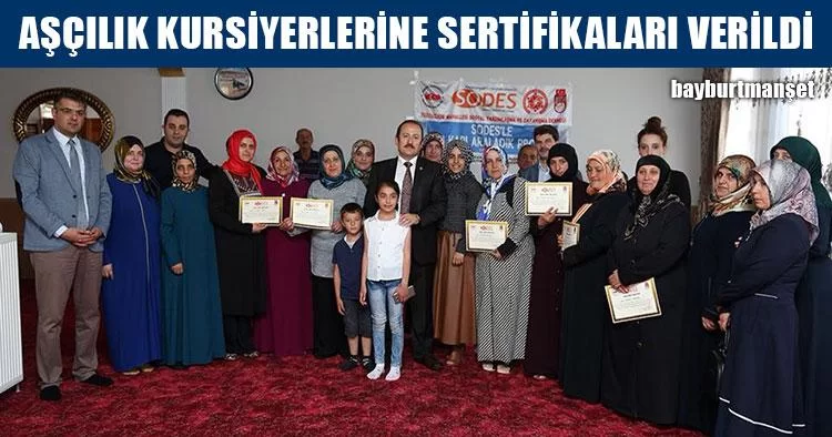 Aşçılık Kursiyerlerine Sertifikaları Verildi