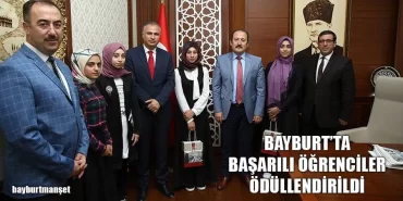 Bayburt’ta Başarılı Öğrenciler Ödüllendirildi