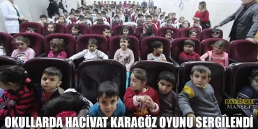 Okullarda Hacivat Karagöz Oyunu Sergilendi