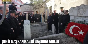 Şehit Başkan Kabri Başında Anıldı