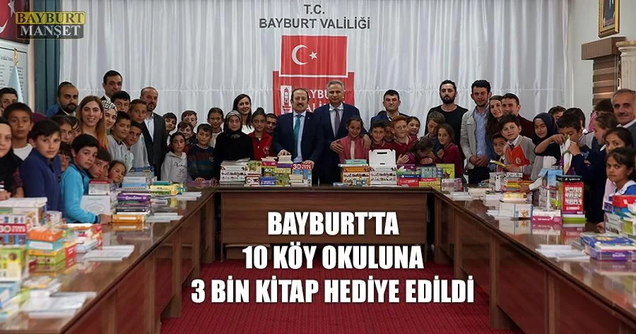 Bayburt'ta 10 Köy Okuluna 3 Bin Kitap Hediye Edildi