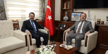 Cumhuriyet Başsavcısı Tiryaki Vali Pehlivan'a Veda Ziyaretinde Bulundu