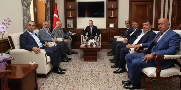 Bayburt İl Genel Meclis Üyeleri Vali Cüneyt Epcim'i Ziyaret Etti