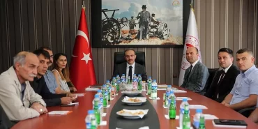 Bayburt Valisi Cüneyt Epcim, Tarım Müdürlüğü’nü Ziyaret Etti