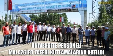 Üniversite Personeli Malazgirt Zaferi Kutlamalarına Katıldı