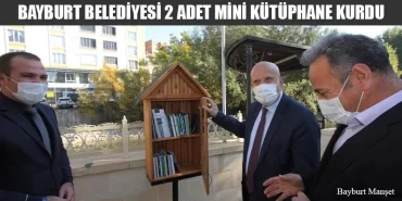 Bayburt Belediyesi 2 Adet Mini Kütüphane Kurdu