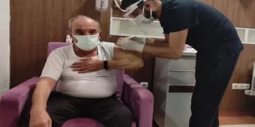 Siirt’te Korona aşı uygulaması sağlıkçılarla başladı