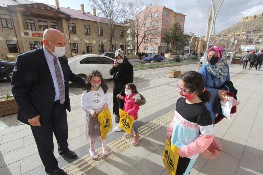 Bayburt Belediyesi Onbeşi Geleneğini Sürdürüyor