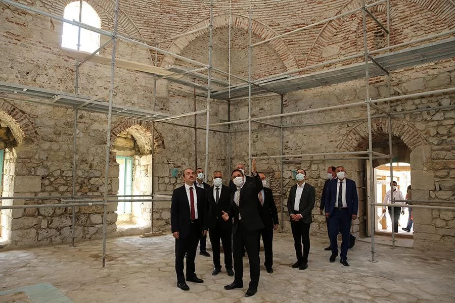 Ferahşad Bey Camii’nde Restorasyon Çalışmaları Yılsonu Tamamlanacak