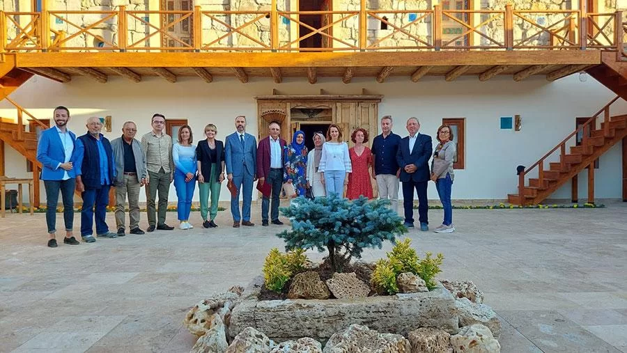 Bayburt Üniversitesi ile Kenan Yavuz Kültür Vakfı Arasında İşbirliği