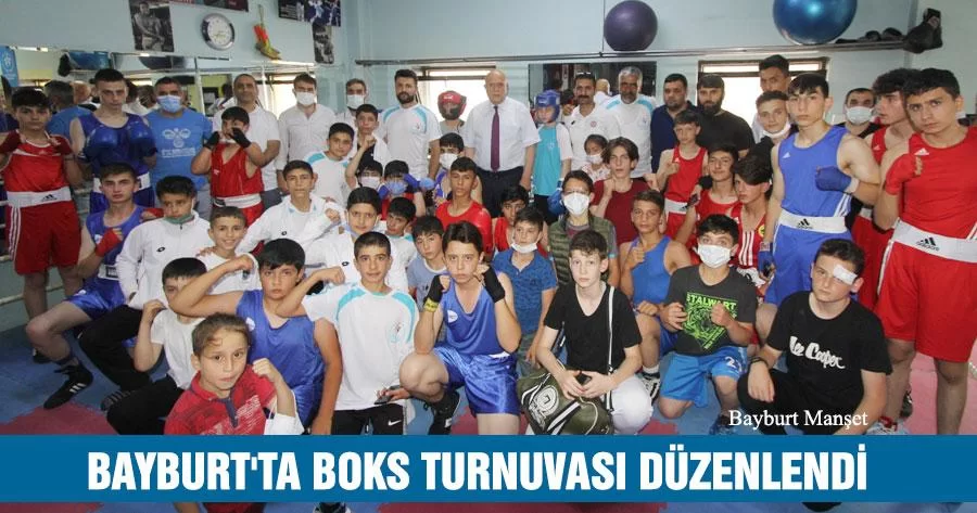 Bayburt'ta Boks Turnuvası Düzenlendi