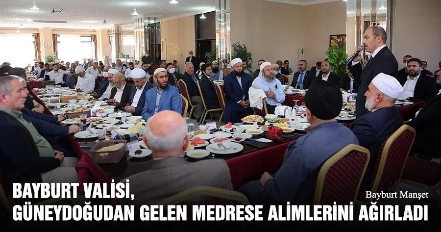 Bayburt Valisi, Güneydoğudan Gelen Medrese Alimlerini Ağırladı