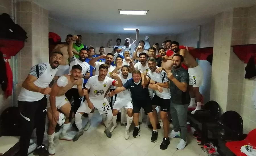 Bayburtspor Deplasmanda Turgutluspor’u 2 Golle Geçti