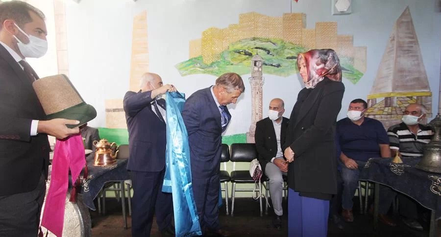 Bayburt’ta Yılın Ahisi Hanefi Sarıkaya Seçildi