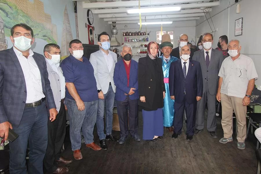 Bayburt’ta Yılın Ahisi Hanefi Sarıkaya Seçildi