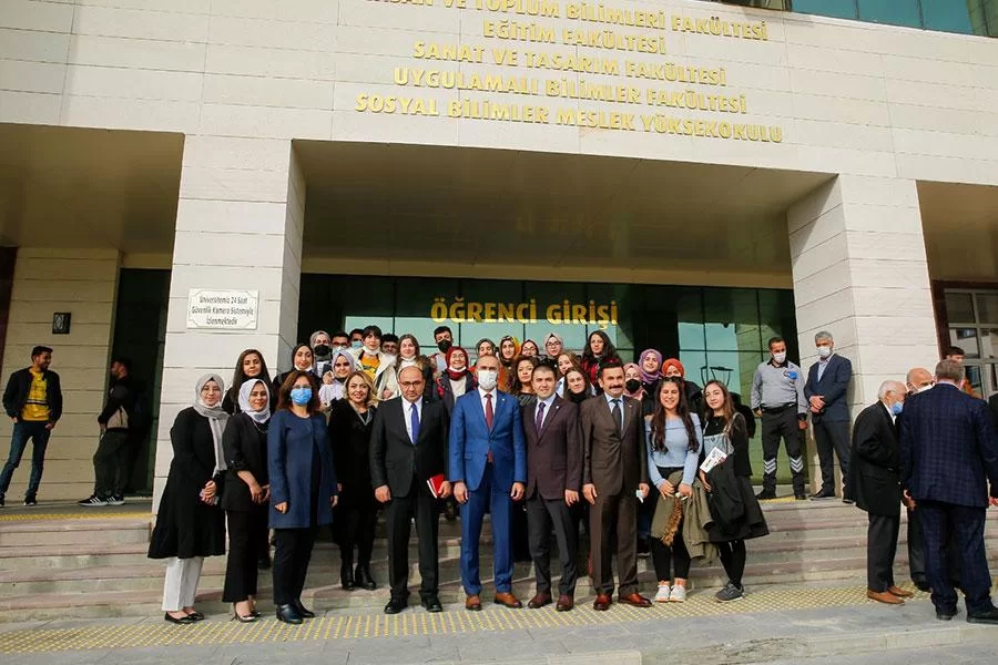 Bayburt Üniversitesi’nde Son Gelişmeler Işığında Türk Dış Politikası Konferansı