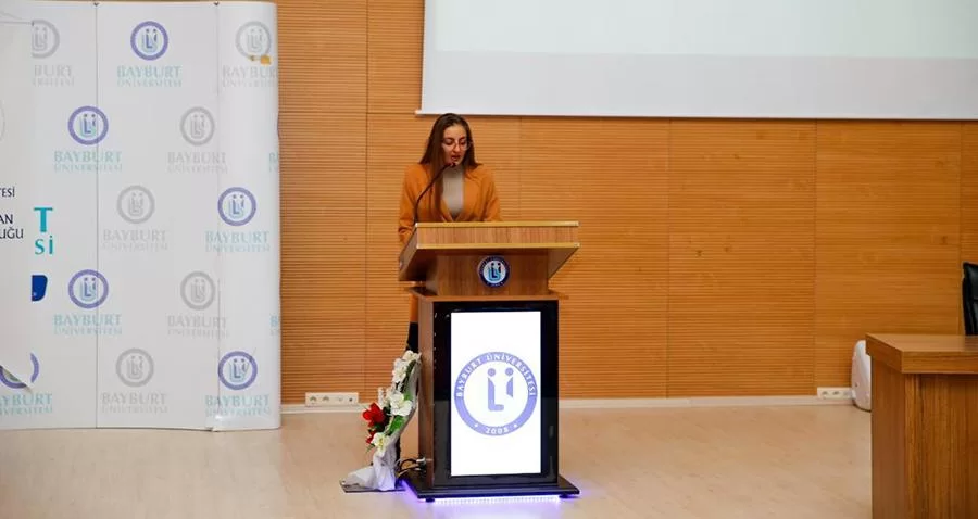 Bayburt Üniversitesi'nde Türkçe Öğretmen Adaylarına Seminer Verildi