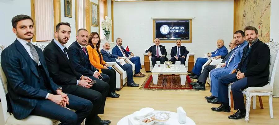 27. Dönem TBMM Başkanı İsmail Kahraman, Rektör Türkmen’i Ziyaret Etti