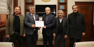 Muhtarlar Derneği’nden Vali Cüneyt Epcim’e Teşekkür Ziyareti