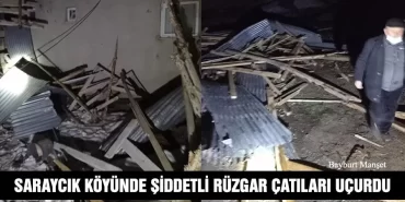 Saraycık Köyünde Şiddetli Rüzgar Çatıları Uçurdu