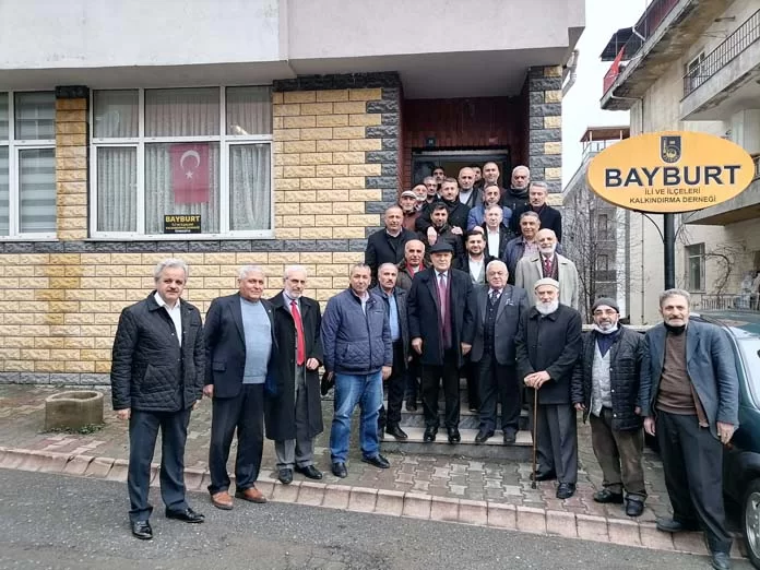 Belediye Başkanı Hükmü Pekmezci İstanbul Bayburt Derneklerini Ziyaret Etti