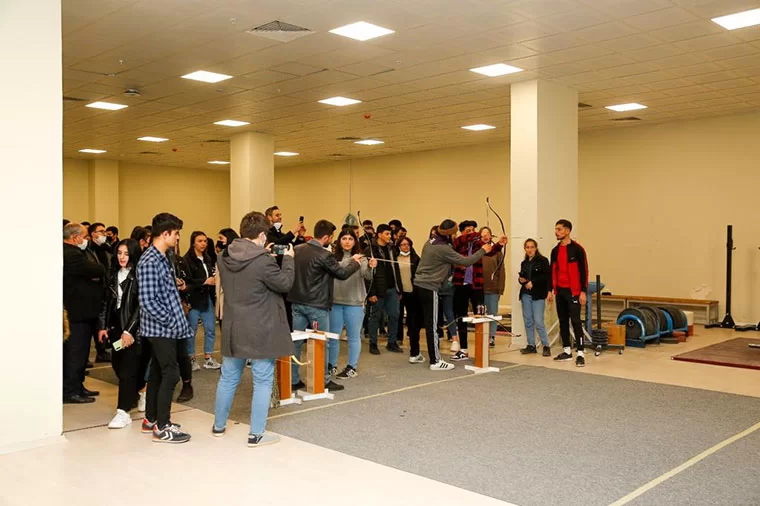 Bayburt’ta Üniversite Adaylarına Bilgilendirme Programı Düzenlendi
