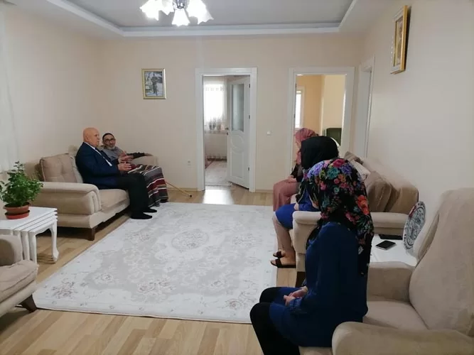 Anneler Gününde Başkan Pekmezci'den Şehit Annelerine Ziyaret