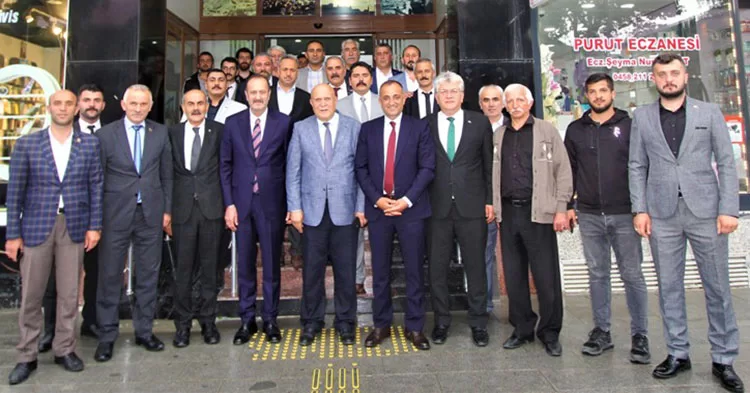Başkan Pekmezci’ye MHP Milletvekili Tamer Osmanağaoğlu’ndan Ziyaret