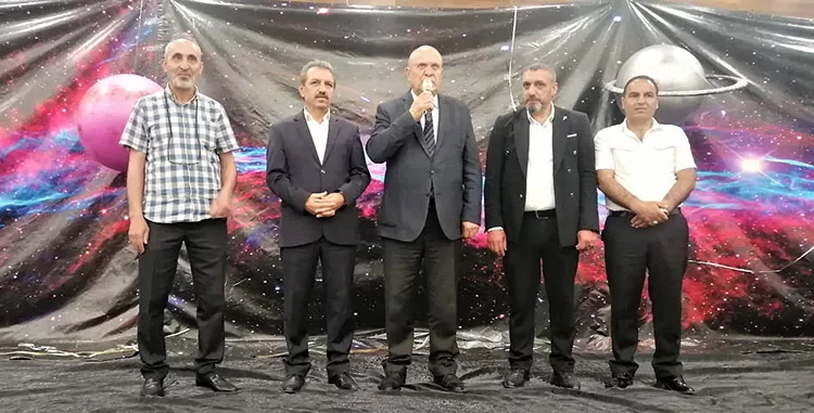 Bayburt Belediyesi ve Tuzla Belediyesi İşbirliği İle Tiyatro Gösterisi