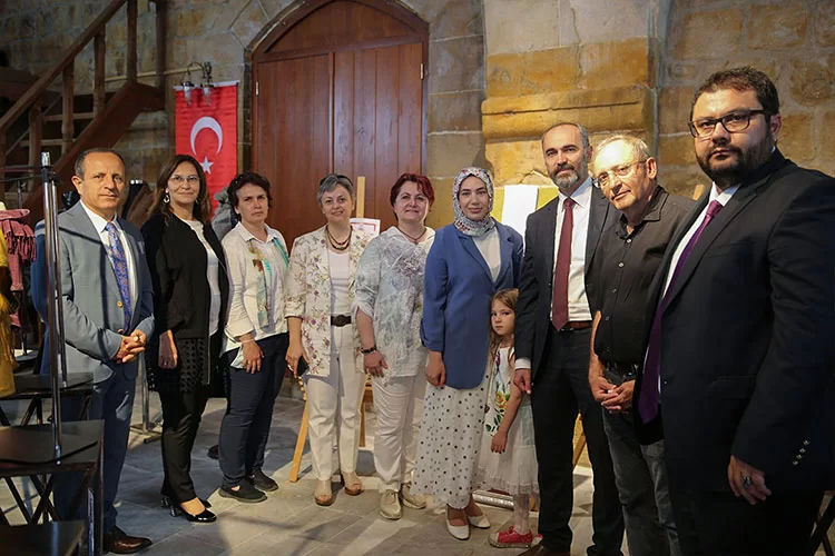 Taşhan'da Ehram Sergisi Açıldı