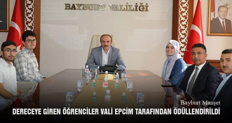 Dereceye Giren Öğrenciler Vali Epcim Tarafından Ödüllendirildi