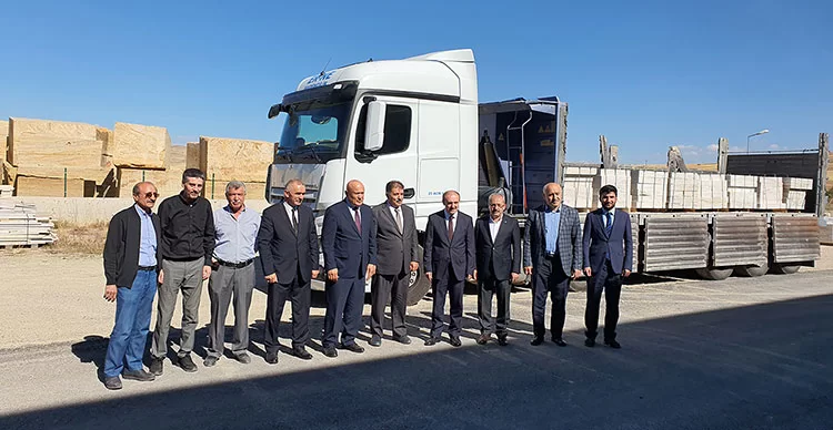 Bayburt Doğal Taş Fabrikası Dünya Pazarına Açıldı