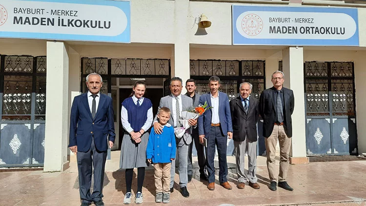 Dede Korkut'un Adı Maden İlkokulu Ve Ortaokulu Kütüphanesi'nde Yaşayacak