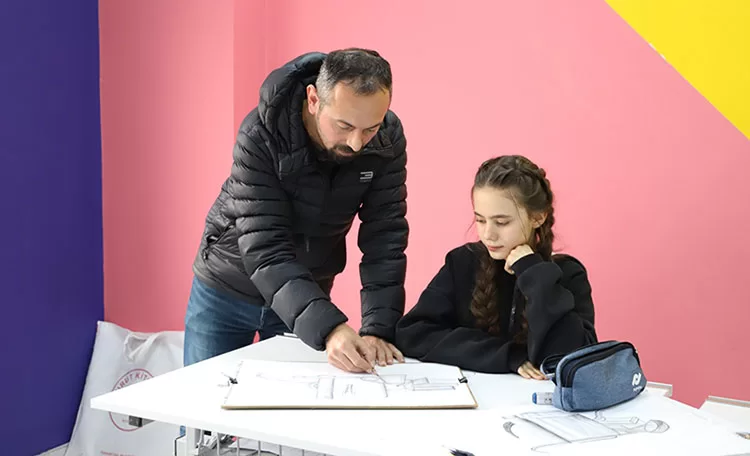 Tasarım Beceri Merkezine Yoğun İlgi Sürüyor