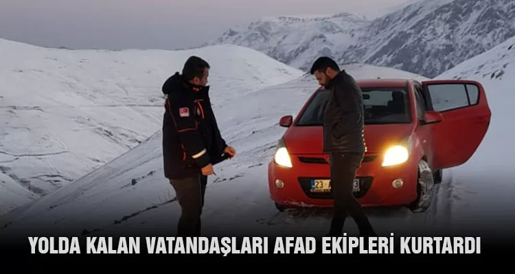 Yolda Kalan Vatandaşları AFAD Ekipleri Kurtardı