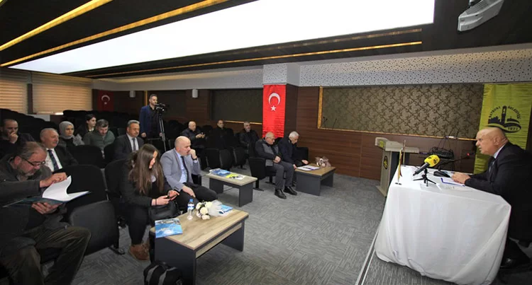 Belediye Başkanı Hükmü Pekmezci Gazetecileri Ağırladı