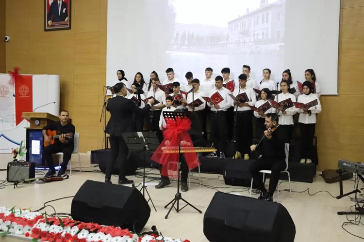 Lise Öğrencilerinden Türk Sanat Müziği Konseri