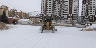 Bayburt Belediyesi’nden Kar Temizleme Çalışması