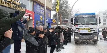 Bayburt’tan Deprem Bölgesine Yardımlar Devam Ediyor