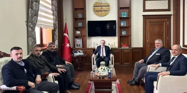 Bayburt Vakfı Başkanı İsrafil Kahraman Vali Epcim’i Ziyaret Etti