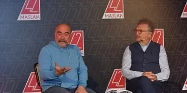 42 Maslak’ta ‘Ramazan Sohbetleri’nin konuğu Ezel Akay'dı