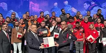 Deprem Felaketinin İsimsiz Kahramanlarına ‘Üstün Fedakârlık Madalyası’