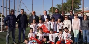 Dostluk Kazandı