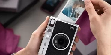 Fujifilm instax’ın yeni modelleri Anneler Günü’nün favori hediyesi olacak