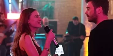 Serenay Sarıkaya ‘Aile’de Şarkı Söylediği Sahneyle Sosyal Medyayı Sarstı