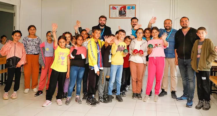 Bayburt Malatya "Bilim Kardeşliği" Başlangıç Projesi Tamamladı