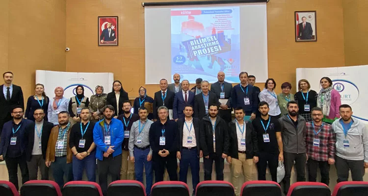 Bayburt Üniversitesi TÜBİTAK Destekli Eğitim Programına Başladı