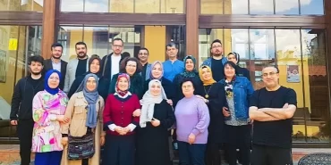 Edebiyatseverler Kedili Tekke'de Buluştu