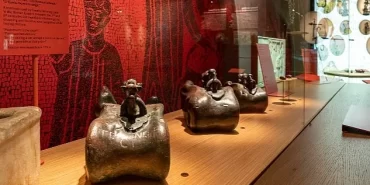 Eskiçağ Tarihine Işık Tutan Yazılar Pera Müzesi'nde Mercek Altında
